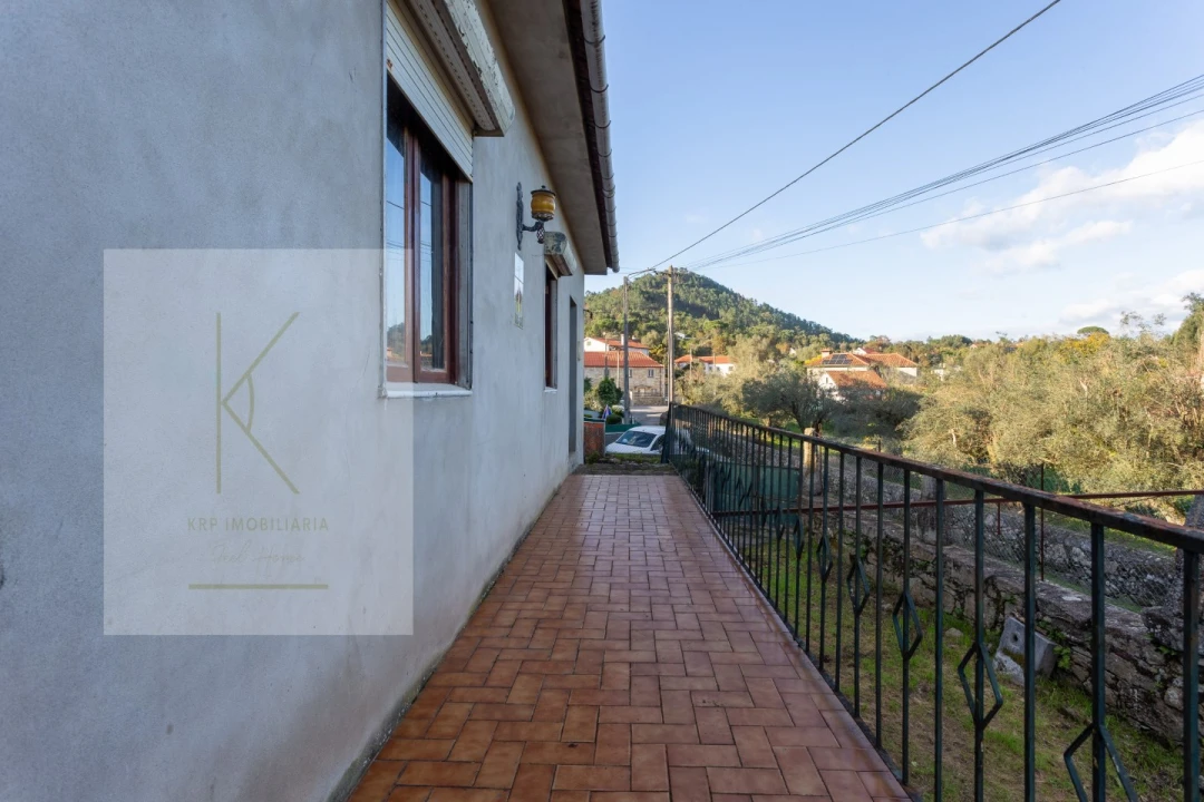 Moradia T2 para Venda em Arcozelo Foto 16