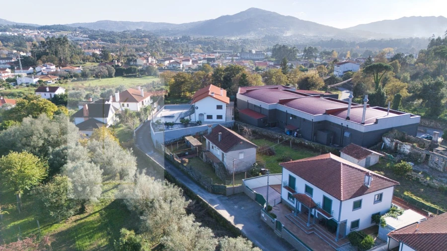 Moradia T2 para Venda em Arcozelo Foto 21