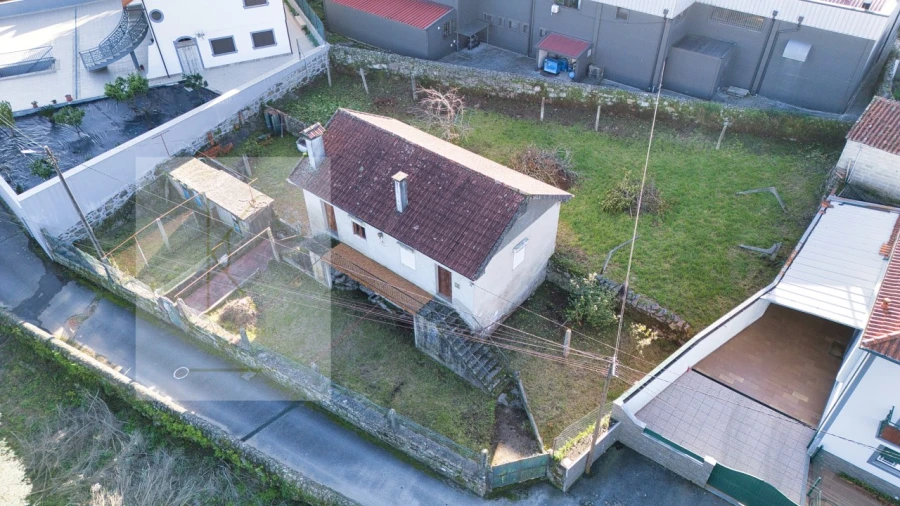 Moradia T2 para Venda em Arcozelo Foto 22