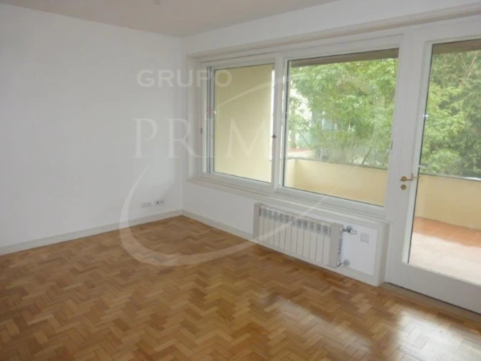 Moradia T4 para Arrendamento em Lordelo do Ouro e Massarelos Foto 6