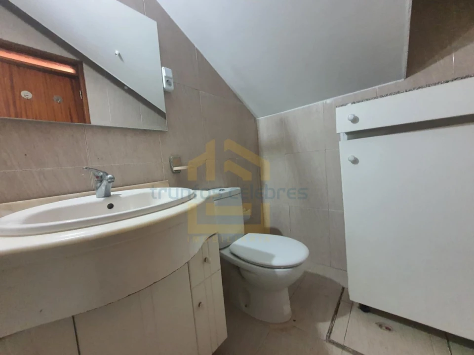 Moradia T7 para Venda em Vila do Conde Foto 7