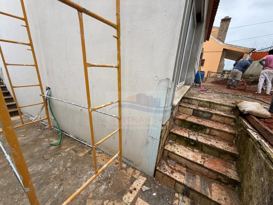 Moradia T4 para Venda em Santa Maria, São Pedro e Matacães Foto 14