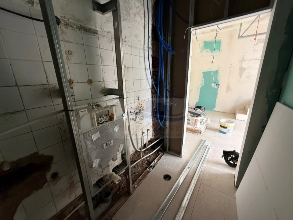 Moradia T4 para Venda em Santa Maria, São Pedro e Matacães Foto 16