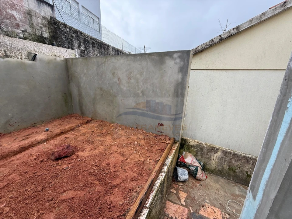 Moradia T4 para Venda em Santa Maria, São Pedro e Matacães Foto 29