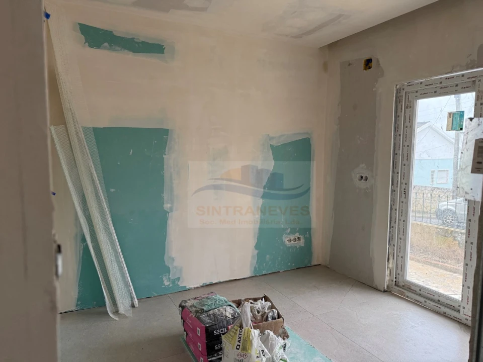 Moradia T4 para Venda em Santa Maria, São Pedro e Matacães Foto 36