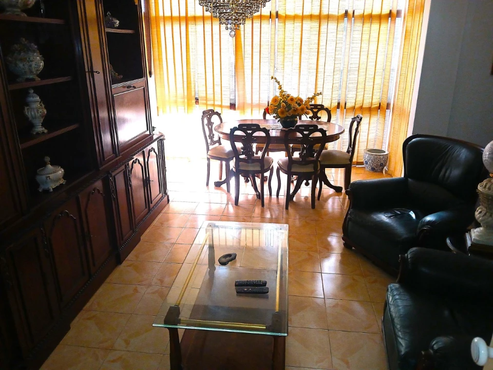 Apartamento T3 para Venda em Póvoa de Santo Adrião e Olival Basto Foto 11