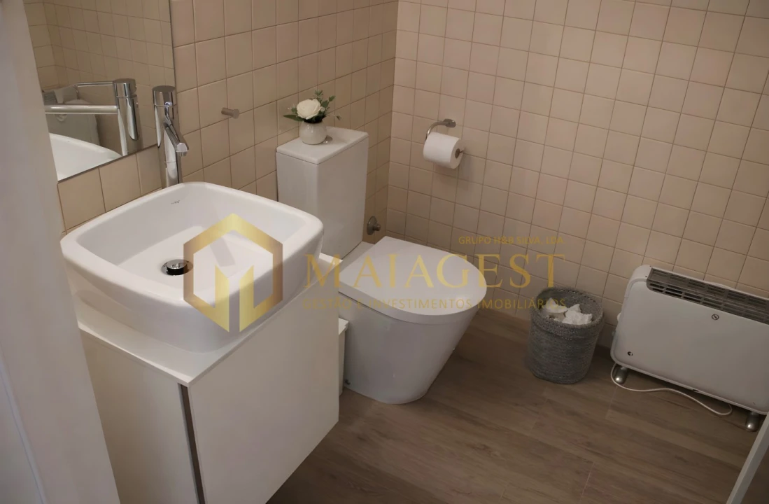 Apartamento T1 para Arrendamento em Santa Marinha e São Pedro da Afurada Foto 11