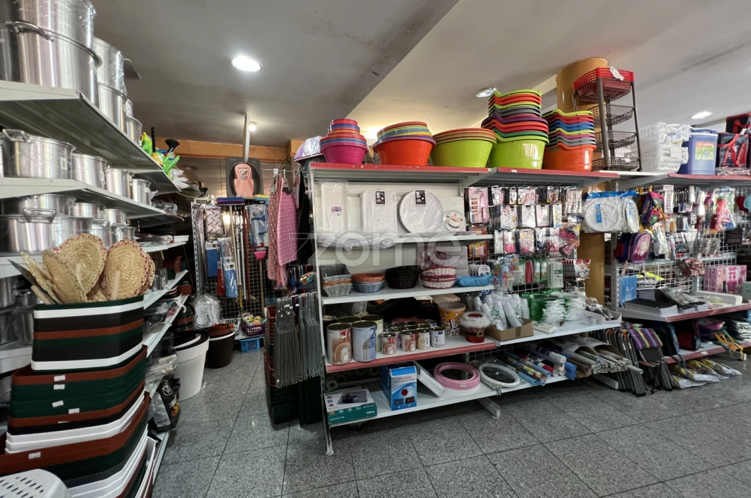 Negócio para Venda em Gulpilhares e Valadares Foto 6