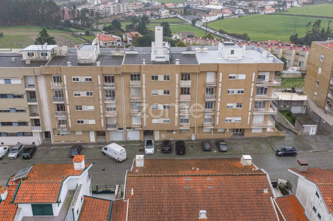 Apartamento T2 para Venda em Moreira Foto 18
