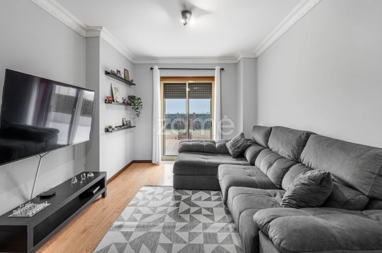 Apartamento T2 para Venda em Moreira Foto 7