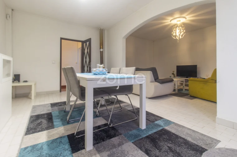 Moradia T3 para Venda em Vila de Prado Foto 17