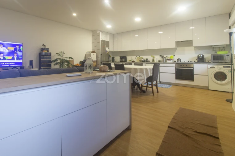 Moradia T3 para Venda em Vila de Prado Foto 2