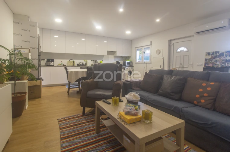 Moradia T3 para Venda em Vila de Prado Foto 1