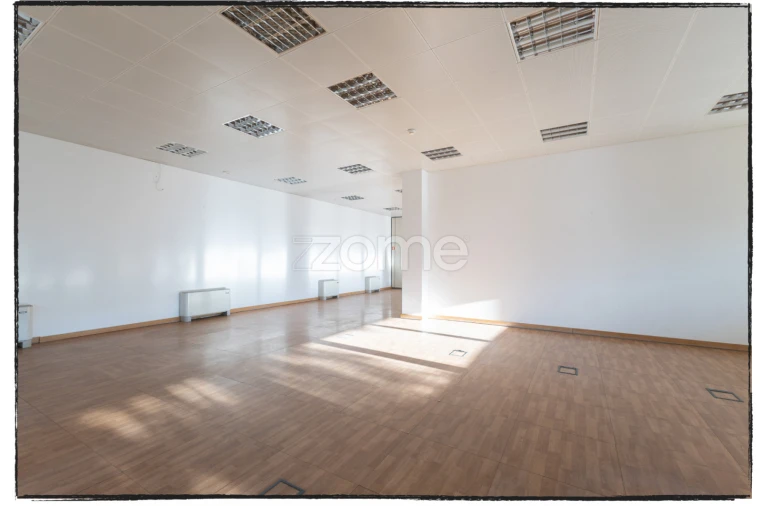 Escritório para Venda em Santa Maria e São Miguel, São Martinho, São Pedro Penaferrim Foto 8