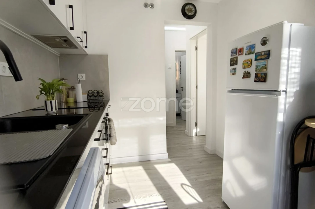 Apartamento T1 para Venda em Falagueira-Venda Nova Foto 9