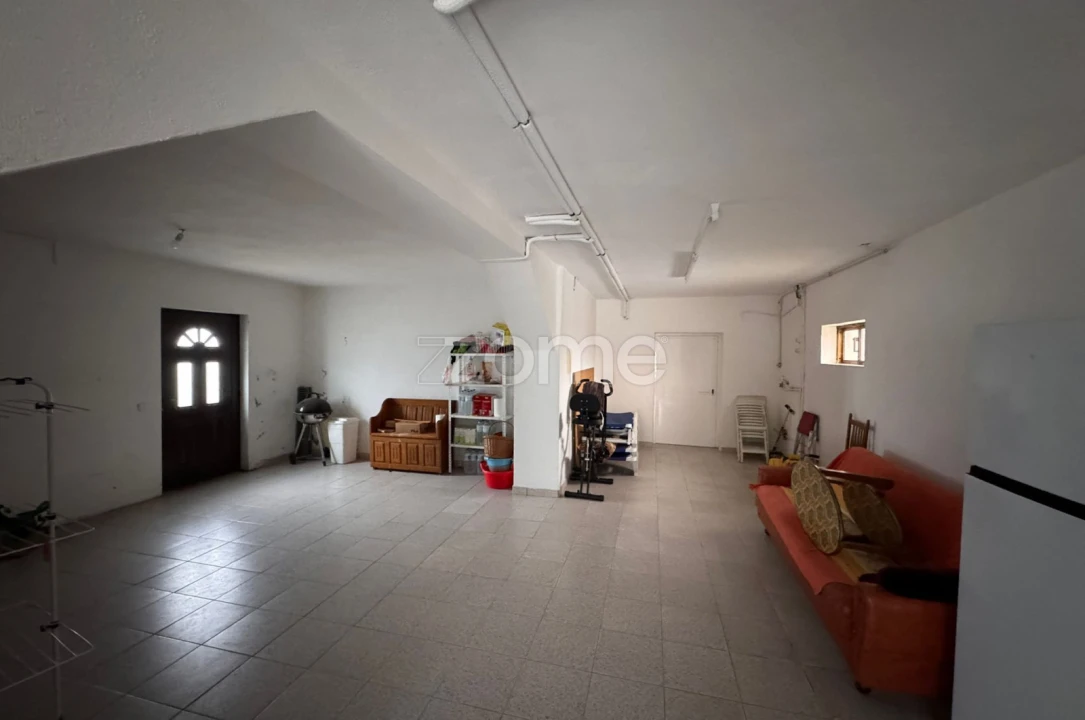 Moradia T5 para Venda em Mundão Foto 20