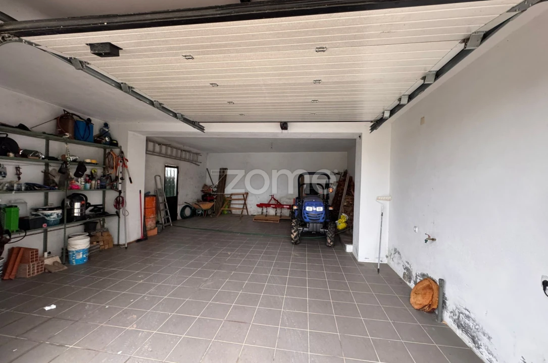 Moradia T5 para Venda em Mundão Foto 28