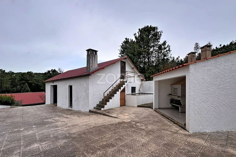 Moradia T5 para Venda em Mundão Foto 23