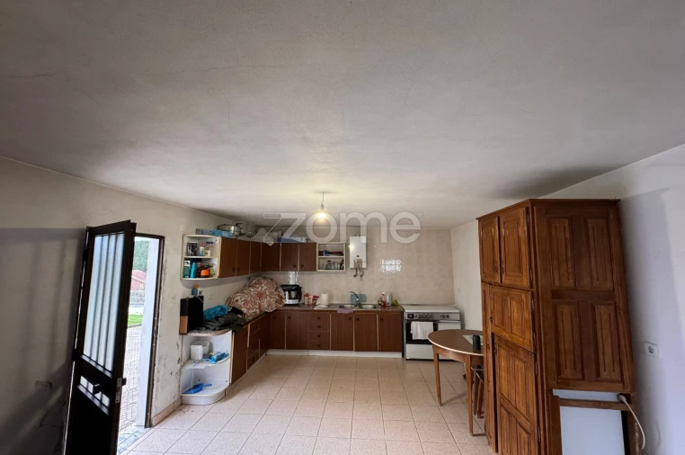 Moradia T5 para Venda em Mundão Foto 26