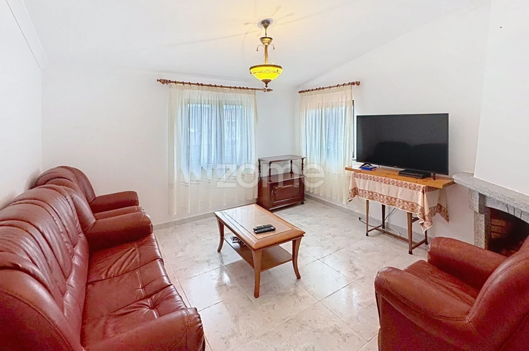 Moradia T5 para Venda em Mundão Foto 17