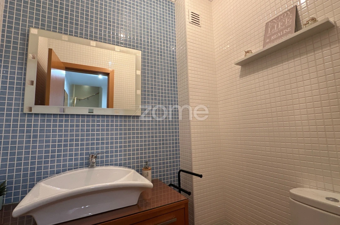 Apartamento T3 para Arrendamento em Portimão Foto 12