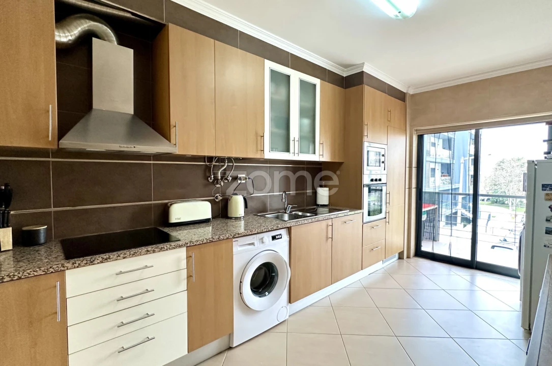 Apartamento T3 para Arrendamento em Portimão Foto 1