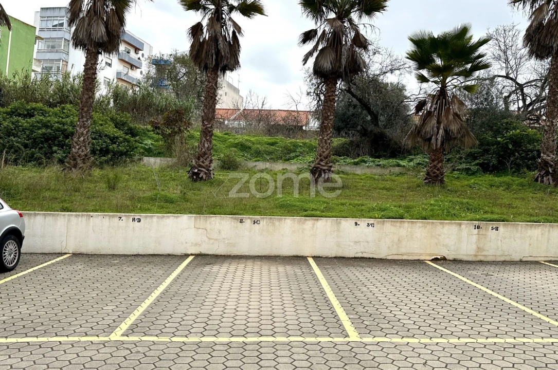 Apartamento T3 para Arrendamento em Portimão Foto 25