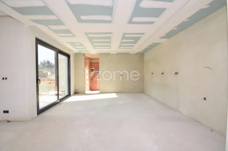 Moradia T4 para Venda em Loures Foto 9