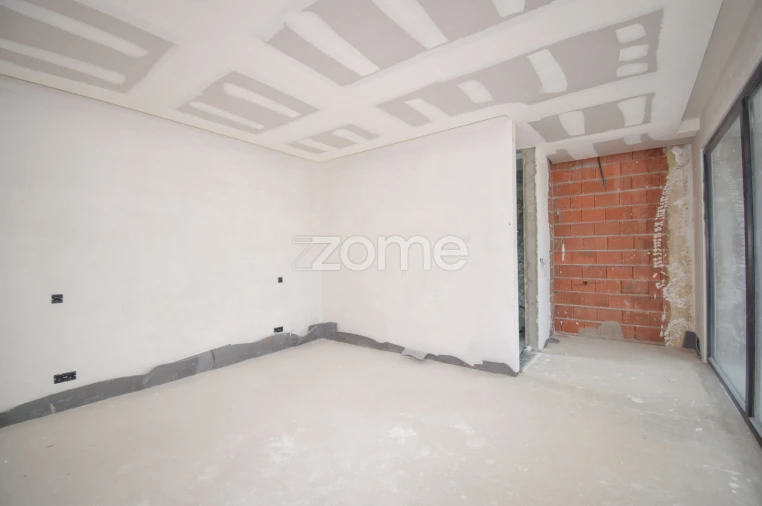 Moradia T4 para Venda em Loures Foto 18