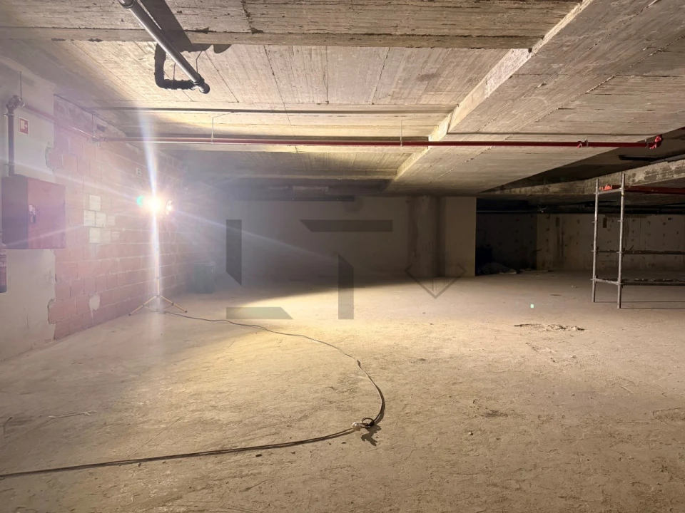 Loja para Venda em Avenidas Novas Foto 10