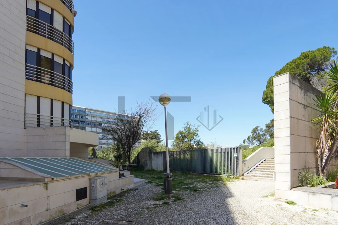 Escritório para Arrendamento em Lumiar Foto 22