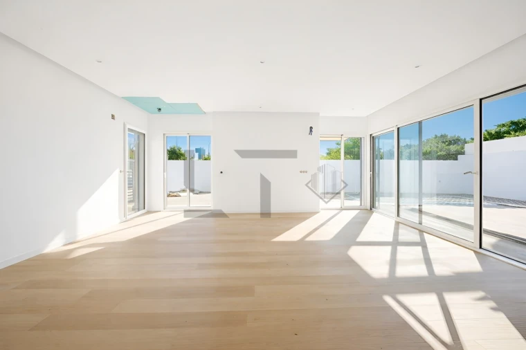 Moradia T4 para Venda em São Domingos de Rana Foto 9