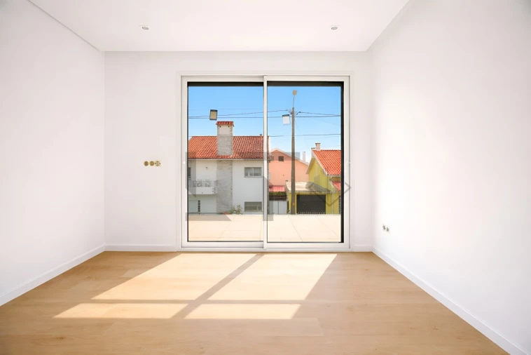 Moradia T4 para Venda em São Domingos de Rana Foto 22