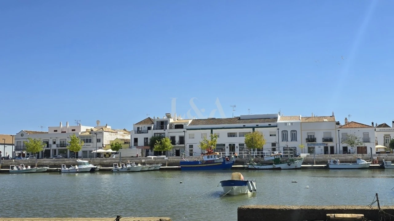 Apartamento T2 para Venda em Tavira (Santa Maria e Santiago) Foto 14