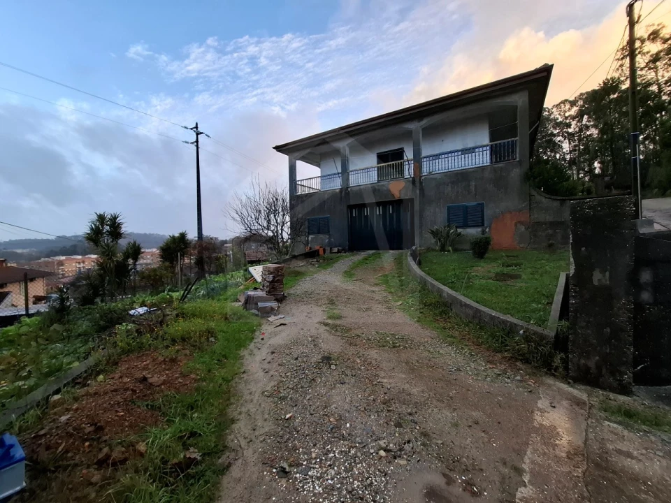 Moradia T3 para Venda em Milheiros de Poiares Foto 27