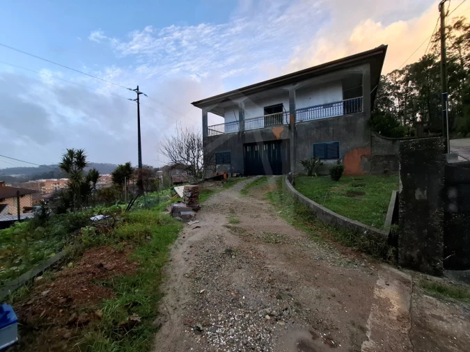 Moradia T3 para Venda em Milheiros de Poiares Foto 27