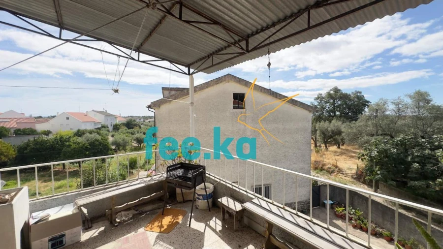 Moradia T10 para Venda em Soalheira Foto 18