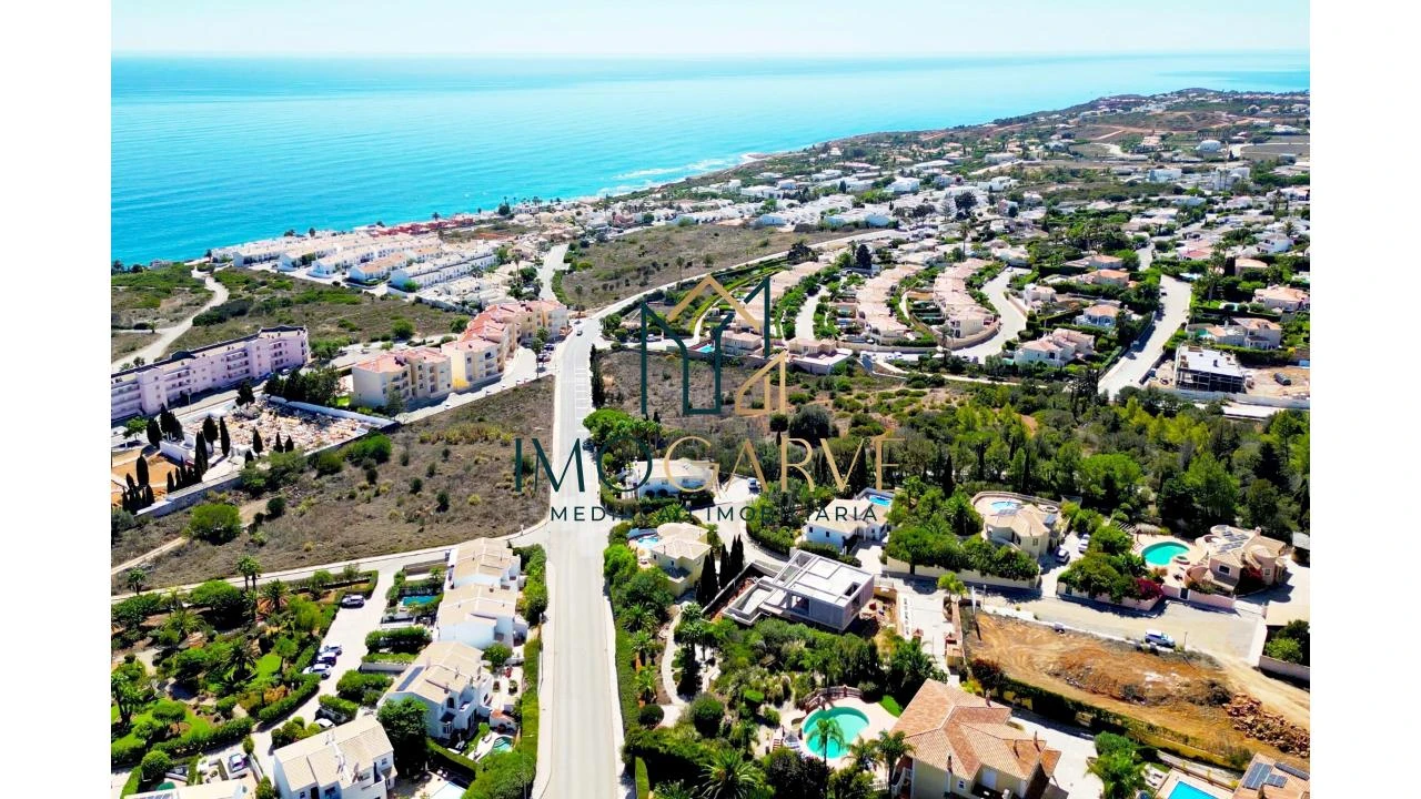 Moradia T3 para Venda em Luz Foto 16