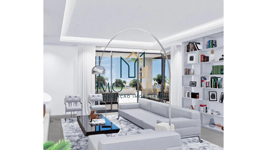 Moradia T5 para Venda em Lagos (São Sebastião e Santa Maria) Foto 2