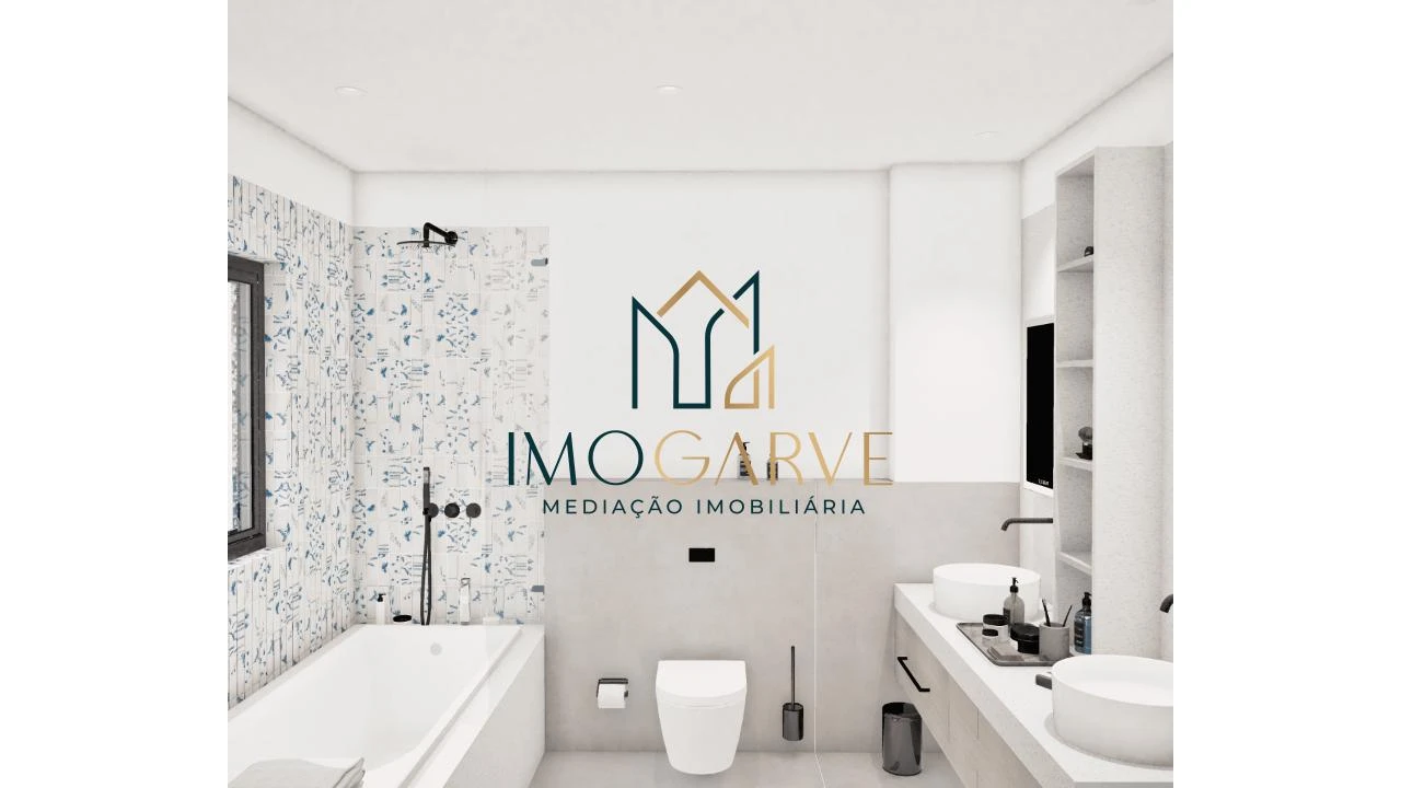 Moradia T5 para Venda em Lagos (São Sebastião e Santa Maria) Foto 10