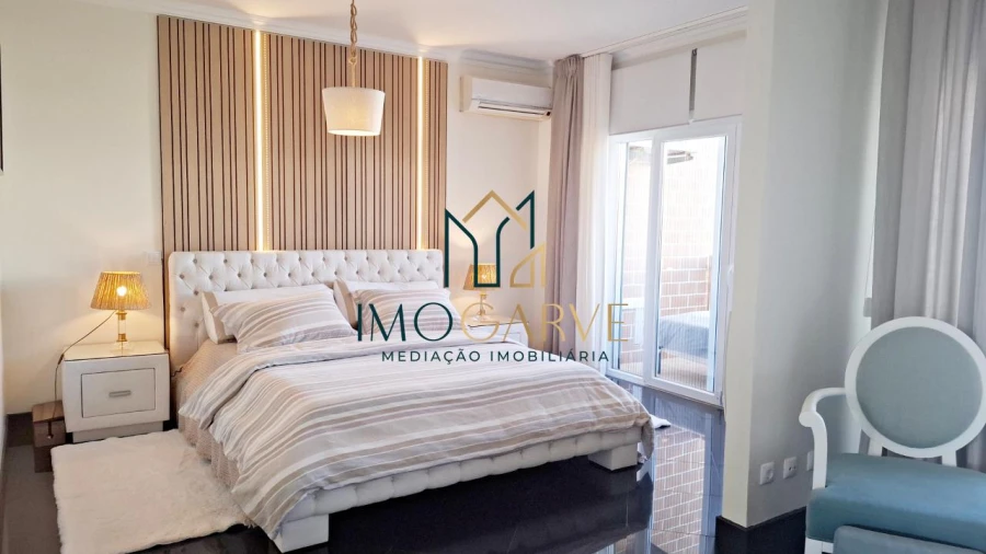 Apartamento T3 para Venda em Alvor Foto 6