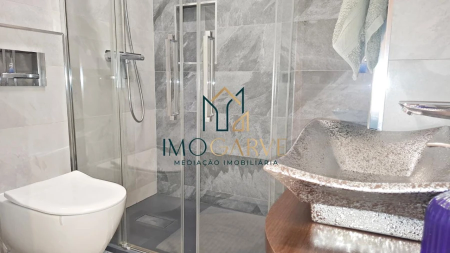 Apartamento T3 para Venda em Alvor Foto 24