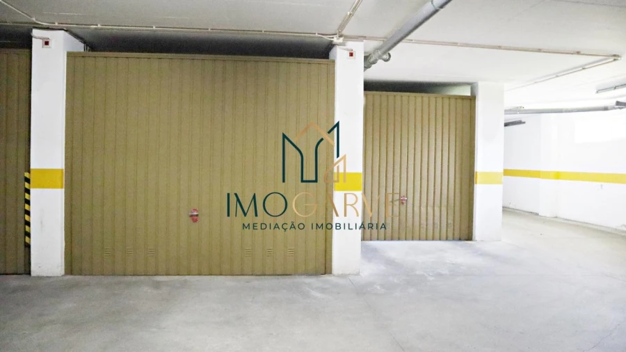 Apartamento T3 para Venda em Alvor Foto 30