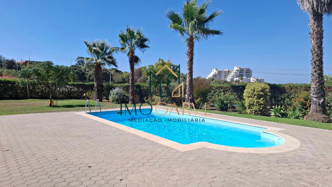 Apartamento T3 para Venda em Alvor Foto 1