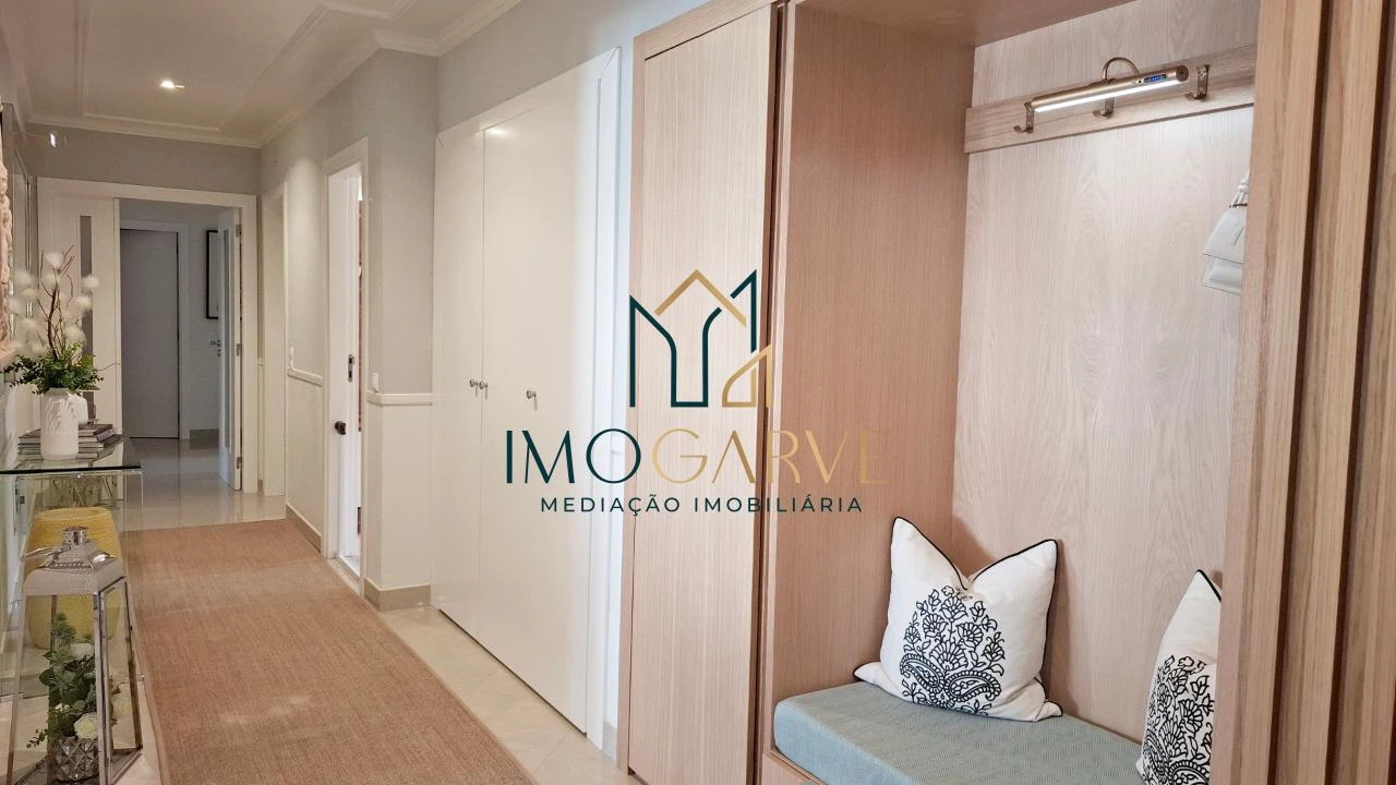 Apartamento T3 para Venda em Alvor Foto 17