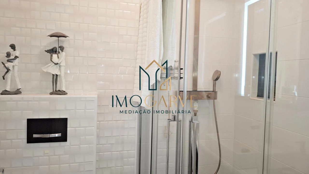 Apartamento T3 para Venda em Alvor Foto 27