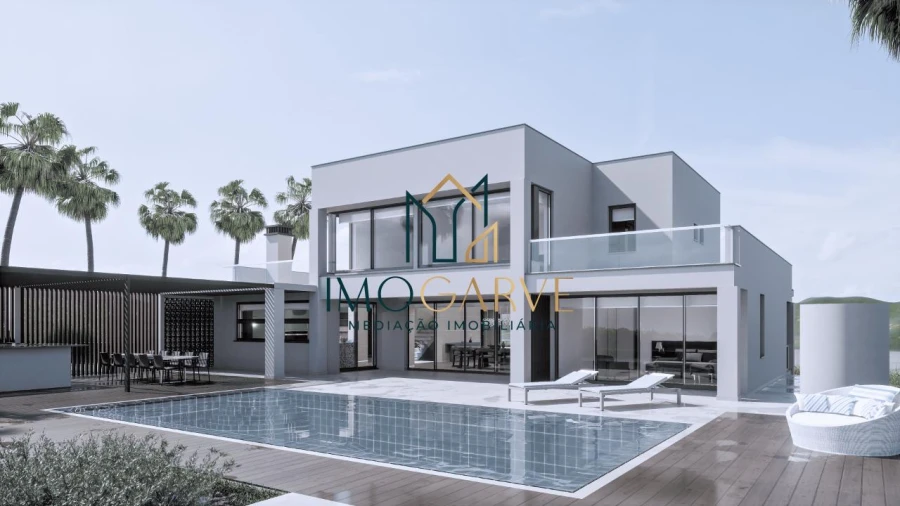 Moradia T4 para Venda em Lagos (São Sebastião e Santa Maria) Foto 13