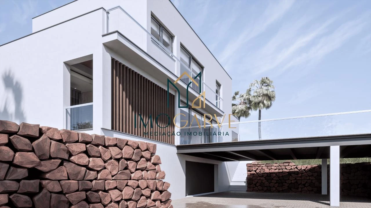 Moradia T4 para Venda em Lagos (São Sebastião e Santa Maria) Foto 16