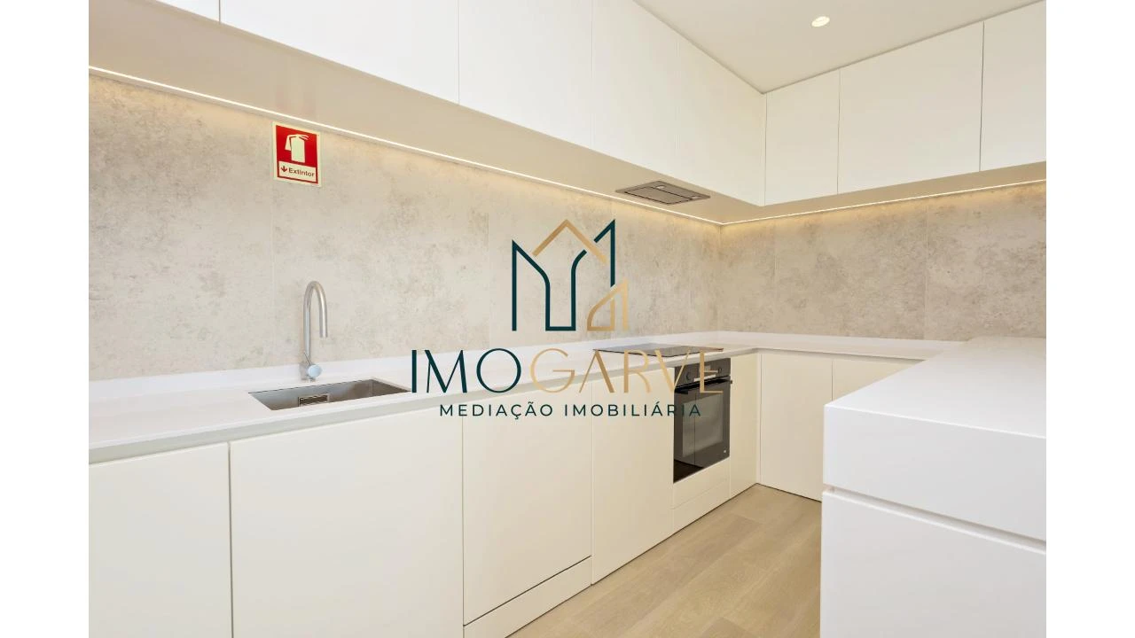 Apartamento T2 para Venda em Lagos (São Sebastião e Santa Maria) Foto 6