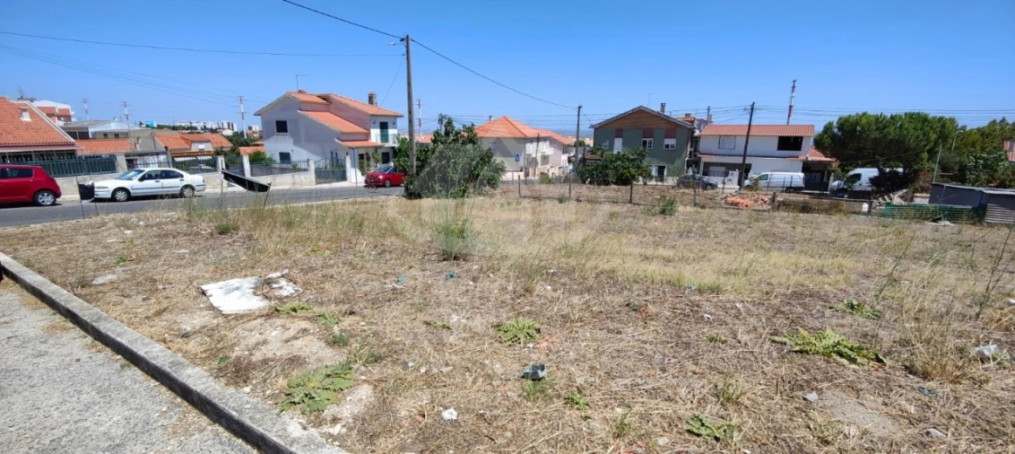 Terreno para Venda em Santa Iria de Azoia, São João da Talha e Bobadela Foto 10